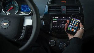 „Apple“ sistema „Chevrolet“ automobilyje