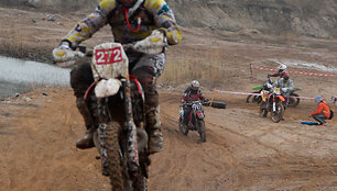 Motociklų &bdquo;Cross country&ldquo; varžybos Biržų raj., Paąžuolės žvyro karjere