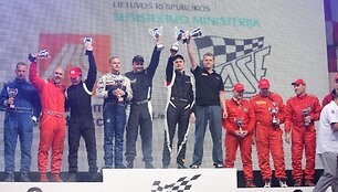 &bdquo;Technorama &ndash; Wellman&ldquo; komanda ant nugalėtojų pakylos