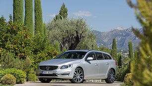 „Volvo V60“