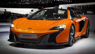 „McLaren 650S“