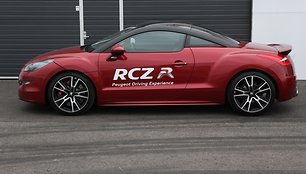 „Peugeot RCZ-R“