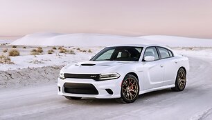 Greičiausias sedanas pasaulyje: &bdquo;Dodge Charger SRT Hellcat&ldquo;