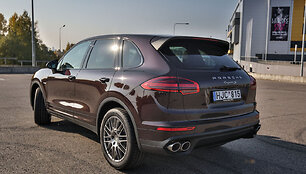 Atnaujintas &bdquo;Porsche Cayenne&ldquo;