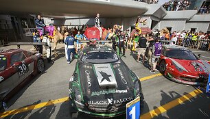 &bdquo;R8 Motorsport&ldquo; komanda Dubajaus 24 val. lenktynėse