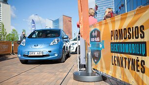 Elektromobilių lenktynės Vilnius-Palanga &bdquo;Pasikrauk&ldquo;