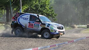 Dėl avarijos nutrauktas Dakaro ralio prologas