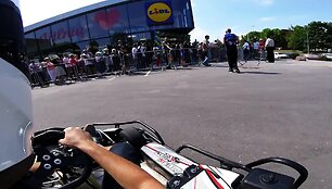 i-lidl-parduotuve-atvyko-kartingu