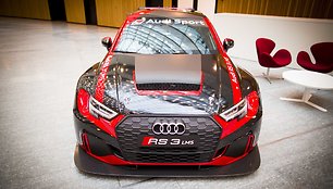 „Audi RS3 LMS“ eksponuojamas verslo centre K29