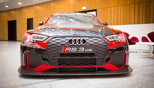 „Audi RS3 LMS“ eksponuojamas verslo centre K29