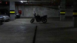 Garažas, parkingo tyla