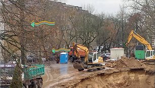 Statybvietė Vilniuje, kur bendrovė „Rewo“ be leidimo nukirto medžius