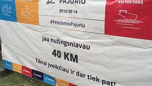 Romanas Bur&scaron;teinas įveikė 100 kilometrų pajūriu