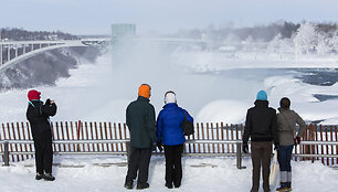 Niagaros kroklį sukaustė &scaron;altis 