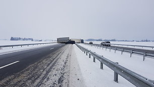 Avarija kelyje „Via Baltica“