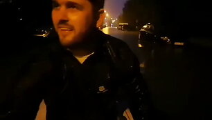 5efa59e7a61f0video_5efa59e4ed2d3