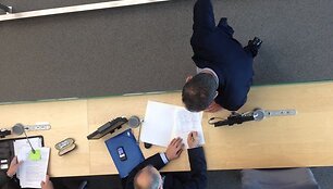 Vytenis Andriukaitis pasira&scaron;o ant jam rengiamos interpeliacijos