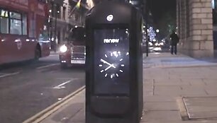 Londono gatvėse i&scaron;dygo &scaron;nipinėjančios &scaron;iuk&scaron;liadėžės