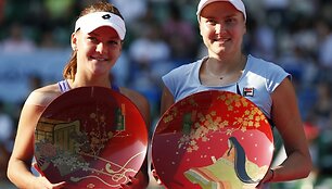 Agnieszka Radwanska ir Nadia Petrova