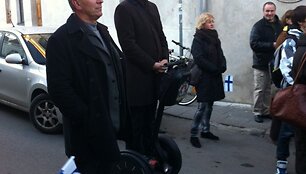 Užupyje pakabinta dar viena Konstitucija.