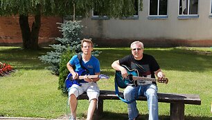 &Scaron;ventės svečiai muzikuoja
