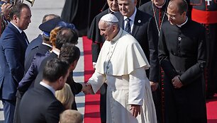 Popiežius Pranci&scaron;kus atvyko į Sarajevą, kviesdamas susitaikyti po Bosnijos karo