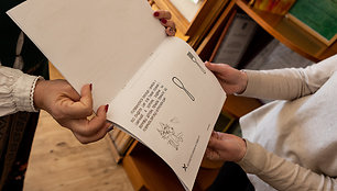Neringos Ašmenaitės parengta knygelė ukrainiečių vaikams Lietuvoje