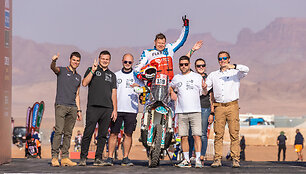 Modestas Siliūnas ant Dakaro starto podiumo