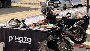 Lietuvos motociklininkai pirmojo Dakaro greičio ruožo fini&scaron;e