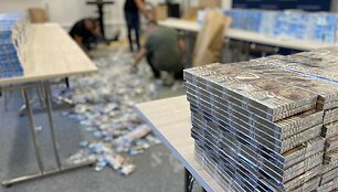 Lenkijoje į avariją pateko didelį kiekį kontrabandinių cigarečių vežęs lietuvis