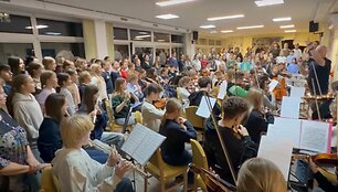 Vilniaus Karolini&scaron;kių muzikos mokykloje trūksta vietos