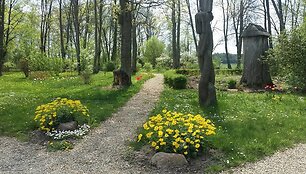 Paragių dvaras &ndash; Lazdynų Pelėdos muziejus