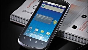 Telefonas &bdquo;Huawei 8800&ldquo;.
