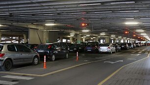 Kauno &bdquo;Akropolio&ldquo; automobilių stovėjimo aik&scaron;telė