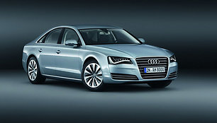 2012-ųjų „Audi A8 Hybrid“