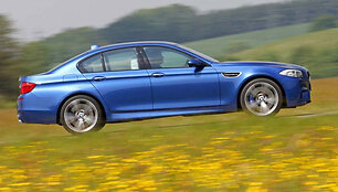 BMW M5 F10