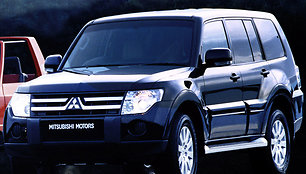 „Mitsubishi Pajero Montero“