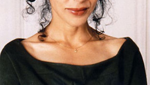 Yasmina Reza