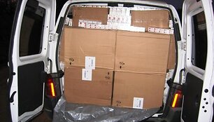 Sulaikytas Berlingo su cigarečių kontrabanda