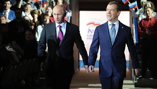 D.Medvedevas ir V.Putinas partijos suvažiavime