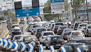 Prancūzijoje nuo &scaron;iol automobiliuose turėsite turėti alkotesterį
