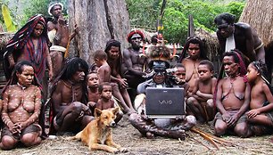 Papua Naujoje Gvinėjoje keliautojai vis dar gali rasti aukso luitų