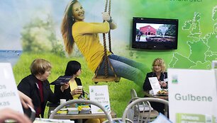&bdquo;Adventur&ldquo; parodoje netrūko ir vietos, ir užsienio turizmo naujovių