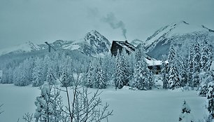 Štrbske Pleso slidinėjimo kurortas nuslinkus debesims