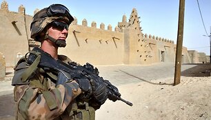 Malio &scaron;ventyklos Timbuktu mieste dabar apsuptos kareivių