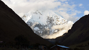 Salkantay kalnas (6271 m), matomas i&scaron; Soraypampa stovyklavietės