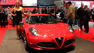 "Alfa Romeo 4C"