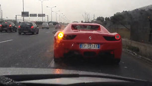 „Ferrari 458 Spider“ avarija