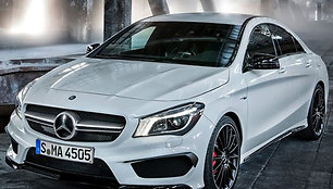 „Mercedes-Benz CLA45 AMG“