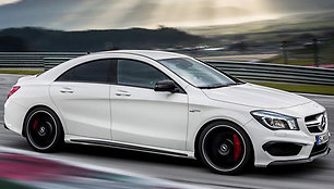 „Mercedes-Benz CLA45 AMG“